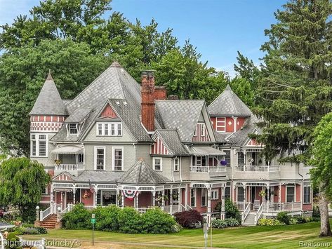 Massive 1885 "Heather House" Queen Anne Victorian in Marine City, Michigan - Pricey Pads Queen Anne House, Marine City, Victorian House Plans, Queen Anne Victorian, Victorian Mansion, Old Houses For Sale, Victorian Mansions, Mansions For Sale, Queen Anne