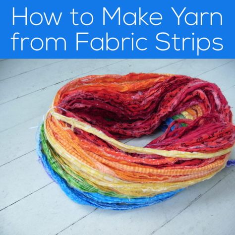 Yarn From Fabric, Bath Mat Ideas, Gamle T Shirts, Vinyl Fabric Crafts, Making Yarn, Rag Rug Diy, Mat Ideas, Rag Rug Tutorial, Braided Rug Diy