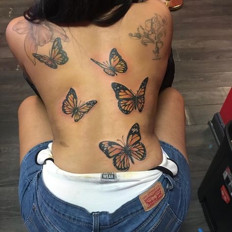 1,914 Likes, 13 Comments - Antonio Randall (@kiddd_ink) on Instagram: “Who wants some ink ? Hmu 4073711568” Butterfly Tattoos For Women Back, Band Tattoos, Girl Back Tattoos, Cute Hand Tattoos, Snakebites, Cat Tattoos, Inspiration Tattoos, Spine Tattoos For Women, Dope Tattoos For Women