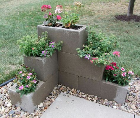 Cinder Block Ideas, Easy Garden Ideas Landscaping, Cinder Block Garden, Shelves Storage, Yard Decorations, Cinder Block, Diy Yard, Garden Yard Ideas, Front Yard Garden