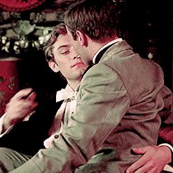 Wilde 1997 Wilde 1997 Gif, Wilde 1997, Victorian Boy, Gay Aesthetic, Jude Law, Gay Love, Film Serie, Love Is Love, Empath