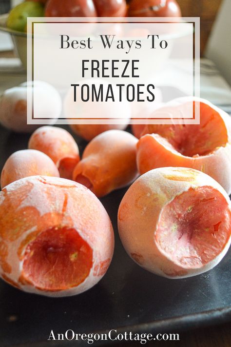 Easy ways to freeze tomatoes including whole, diced, ready for canning or to make in recipes like sauce, juice, soup, chili, and more. These are the best way to make sure none of your seasonal tomatoes go to waste! Freeze Fresh Tomatoes, Freezing Fresh Corn, Freezing Peppers, Freezing Tomatoes, Cottage Meals, Soup Chili, Quick Pizza, Fresh Tomato Recipes, Roasted Tomato Sauce