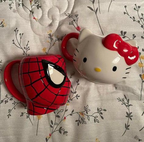 Spidey And Hello Kitty, Hello Kitty And Spiderman, Kitty Spiderman, Spiderman Gifts, Me And Who, Hello Kitty Mug, Cute Couple Gifts, Hello Kit, Pretty Mugs