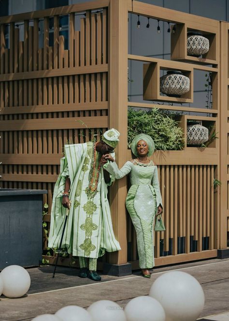 Nigerian Engagement, Nigerian Traditional Dresses, Couples African Outfits, Yoruba Bride, Nigerian Traditional Wedding, Nigerian Dress, Yoruba Wedding, African Wedding Attire, Afrocentric Fashion