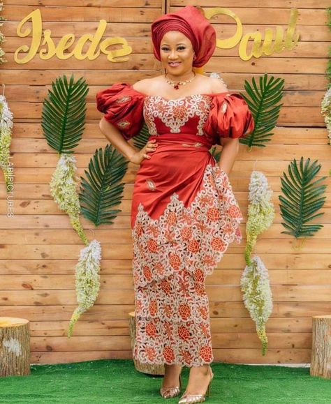 Igbo Blouse, Lace Blouse Styles, Nigerian Lace Styles, African Wedding Attire, African Lace Styles, Traditional Wedding Attire, Lace Gown Styles, Lace Dress Styles, African Lace Dresses