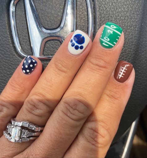 Blue Football Nails, Penn State Nails, Game Day Nails, Nfl Nails, Football Nail Designs, Football Nail Art, Spirit Nails, Football Nails, Line Nail Art