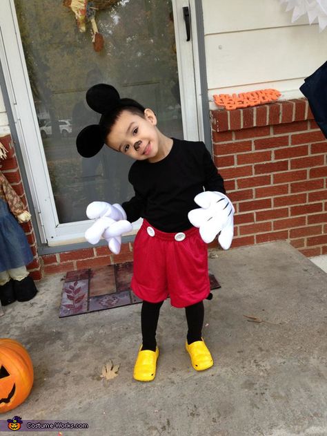 diy mickey mouse costume | Mickey Mouse Cuteness Overload Diy Mickey Mouse Costume, Mickey Mouse Halloween Costume, Fantasia Mickey Mouse, Mickey Costume, Diy Fantasia, Disney Costumes Diy, Mickey Shoes, Mickey Mouse Costume, Mickey Mouse Outfit