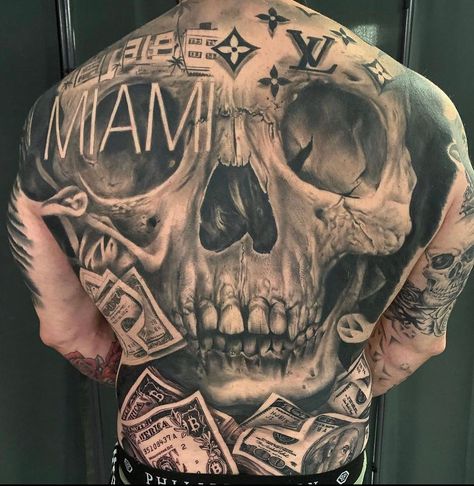 Full Back Skull Tattoo, Realistic Back Tattoo, King Skull Tattoo, Back Skull Tattoo, Full Back Tattoo For Men, Men Back Tattoos, Skull Back Tattoo, Full Back Tattoos For Men, Fullback Tattoo