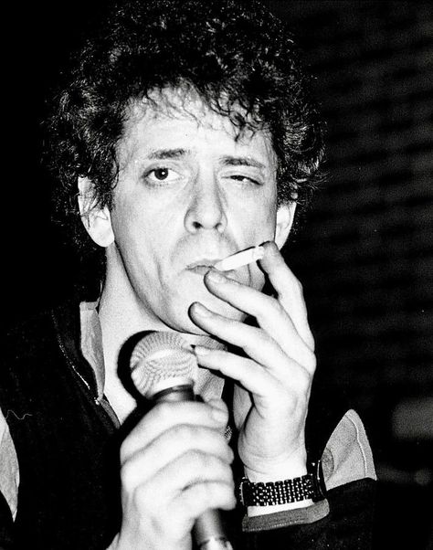 Lou Reed 70s, Rock Boy, The Velvet Underground & Nico, Dog Motif, Diane Arbus, Vintage Poster Design, Lou Reed, Patti Smith, Burnt Sienna