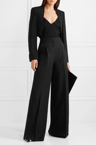 f337d999d9ad116a7b4f3d409fcc6480desc52489609ri Chique Outfit, Mode Zara, Chique Outfits, Woman Suit Fashion, Prom Outfits, Black Women Fashion, Mode Inspo, Looks Chic, Work Outfits Women