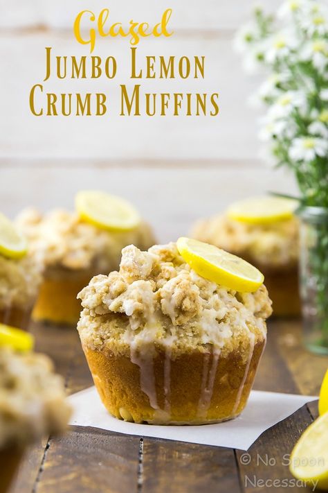 Amazing Muffins, Lemon Crumb Muffins, Jumbo Muffin Recipes, Muffins Lemon, Yummy Muffins, Lemon Muffin Recipes, Bakery Muffins, Crumb Muffins, Jumbo Muffins