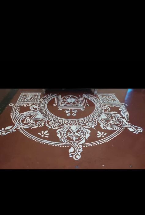 Rangoli With Paint, Alpona Design Bengali, Bengali Alpona, Kali Pujo, Alpona Art, Alpana Designs, Well Painting, Laxmi Puja, Mandala Book