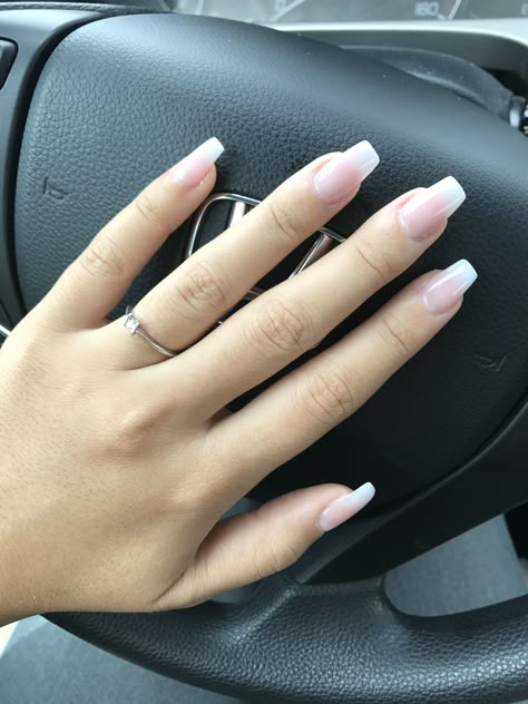 White ombré coffin nails French Fade Coffin, Coffin Acrylic Nails Design, Ombré Coffin, Acrylic Nails Design, Coffin Acrylic Nails, Faded Nails, Solar Nails, French Fade, Overlay Nails