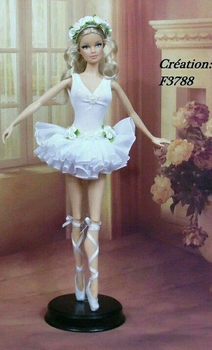 Barbie Ballerina Doll, Barbie Ballerina, Ballet Doll, Ballerina Barbie, Barbie Doll Clothing Patterns, Barbie Silkstone, Ballerina Doll, Barbie Dress Fashion, Barbie Patterns