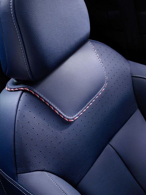 Citroën previews DS 3 Ines de La Fressange Paris: Seats Design, Car Interior Upholstery, Cars Interior, Automotive Upholstery, Citroen Ds3, Car Furniture, Custom Car Interior, Car Interior Design, Vw T6