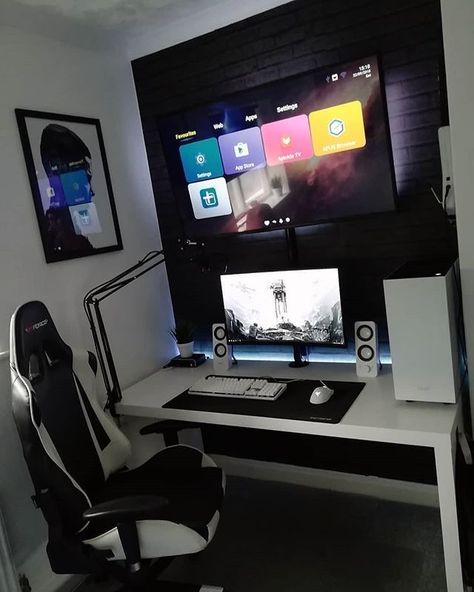 Gamer Room Diy, Gaming Corner, Game Room Kids, Computer Desk Setup, Video Game Room Design, Video Game Rooms, Bedroom Setup, Computer Room, Gaming Room Setup