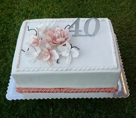 Elegant Sheet Cake Designs For Women, Square Birthday Cakes For Women Elegant, Square Cake Designs Birthday Women, Square Birthday Cakes For Women, Rectangular Cake Decoration Ideas, Square Birthday Cake Ideas, 50th Birthday Cake For Women, Square Birthday Cake, Simple Birthday Cake Designs