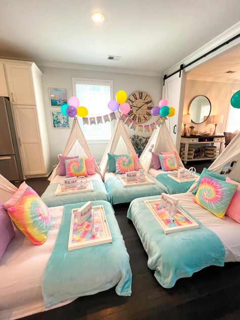 Teepee Birthday Party, Slumber Party Tents, Slumber Party Decorations, 12th Birthday Party Ideas, Teepee Sleepover, Birthday Party Rentals, Sleepover Room, Unique Birthday Party Ideas, Sleepover Tents