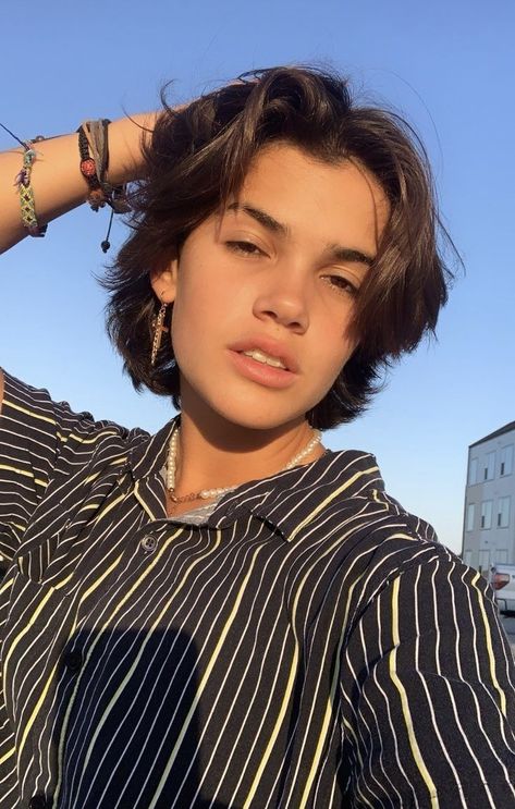 Masc Hair For Women, Very Short Hair For Thick Hair, Masc Lesbian Haircut Round Face, Lesbian Short Hairstyles, Medium Nonbinary Hairstyles, Short Haircut Lesbian Hairstyles, Short Side Shaved Hair, Masc Lesbian Hairstyles Short, Women Short Hairstyles 2022