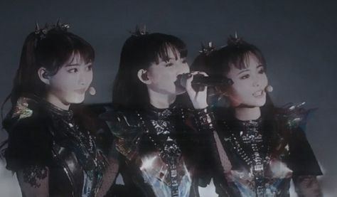 Babymetal Wallpapers Desktop, Anime Band Aesthetic, Babymetal Widget, Metal Wallpaper Laptop, Babymetal Banner, Babymetal Wallpapers, Doki Doki Morning, Kyary Pamyu Pamyu, La Baby