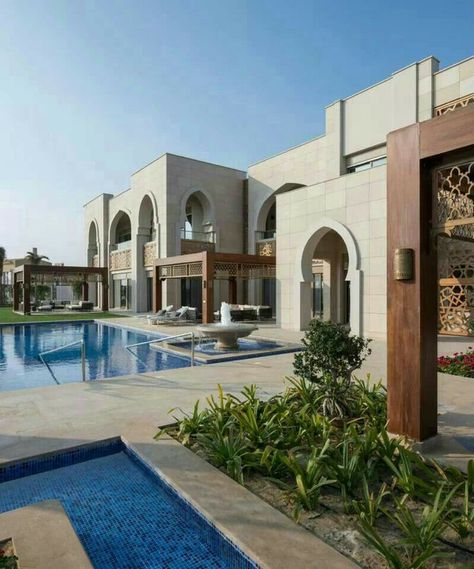 Islamic Architecture Elevation, Modern Islamic Architecture, Arabic House Design, Islamic Arch, Andalusian Architecture, Arabic Architecture, Golf View, Villa Exterior Design, Moroccan Houses