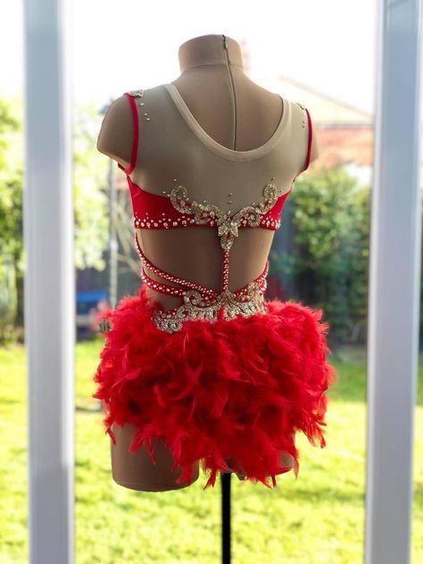 Jazz Outfits, Solo Dance Costumes, Cute Dance Costumes, Pretty Dance Costumes, Costume Carnaval, Dancesport Dresses, Dance Comp, Tap Costumes, Contemporary Dance Costumes