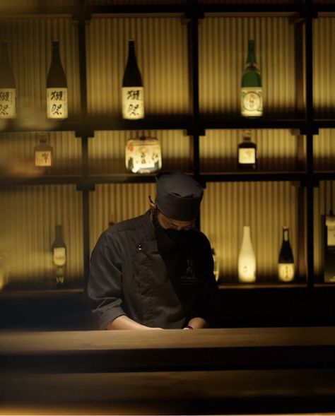 Sake Aesthetic, Sake Bar, Japanese Bar, Japanese Interior Design, Sushi Restaurant, Japanese Sake, Set Ideas, Sushi Restaurants, Japanese Interior