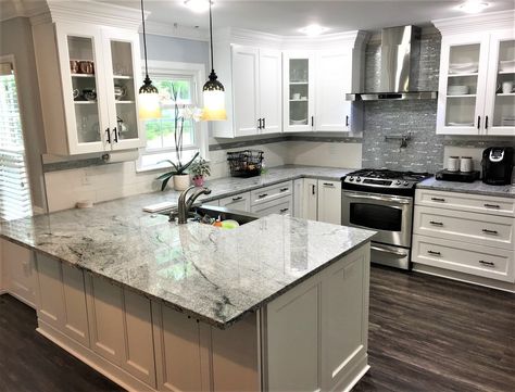 Viscon White Granite, Dark Hardwood Floors, Kitchen With Peninsula, White Granite Kitchen, White Granite Countertops, Mom Kitchen, Hardwood Floors Dark, Dark Hardwood, Stone Interior