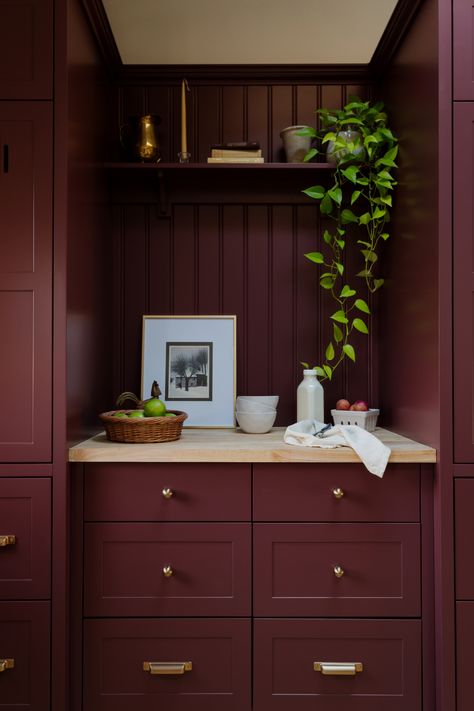 English style traditional red kitchen. Breadboard backing, butcher block counter and brass hardware Subway Tile With Grey Grout, Traditional Millwork, Tile With Grey Grout, Burgundy Paint Colors, Traditional English Kitchen, Burgundy Paint, Red Cabinets, Dark Countertops, Devol Kitchens