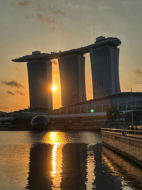 #sunrise #marinabay #sands #singapore Singapore Pictures, Sands Singapore, Marina Bay, Marina Bay Sands, Singapore, Collage, Pins