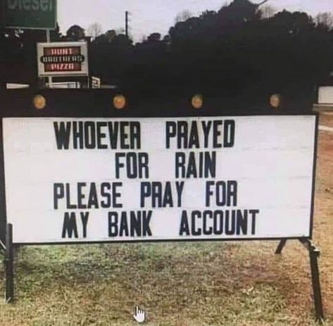 Funny Friday: Whoever prayed for rain Funny Rain Quotes, Prayer Meme, Rain Jokes, Rain Humor, Rain Meme, Friday Jokes, Funny Prayers, Funny Friday, God Answers Prayers