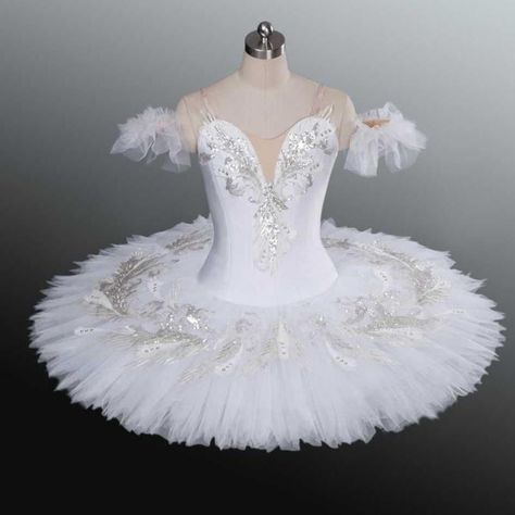 Swan Lake Ballerina, Dance Costumes Ballet, Pancake Tutu, Blue Costume, Swan Lake Ballet, Ballerina Dance, Professional Ballet, Ballet Performances, Dance Wear Ballet