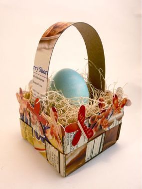 Paper Basket Weaving, Easter Baskets To Make, Sewing Garments, Basket Diy, How To Weave, Lamb Decorations, Easter Basket Diy, Easter Bunny Decorations, Easter Crafts Diy