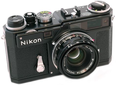 Nikon SP 2005 Reissue Fotocamere Vintage, Vintage Film Camera, Camera Frame, Photo Lens, Antique Cameras, Camera Obscura, Old Cameras, Classic Camera, Leica Camera