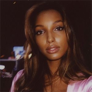 Jasmine Tookes Victoria Secret, Jasmine Tookes, Victoria Secret Angels, Victoria Secret, Hair, Pink, Victoria's Secret Angels