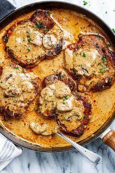 Garlic Pork Chops in Creamy Mushroom Sauce - #eatwell101 #recipe #pork #dinner #mushroom - A quick dinner with a ton of flavor! Perfect for any night of the week. - #recipe by #eatwell101® Garlic Pork Chops, Decorações Com Comidas, Creamy Mushroom Sauce, Pork Dinner, Salad Pasta, Mushroom Sauce, Pork Chop, Pork Chop Recipes, Idee Pasto Sano