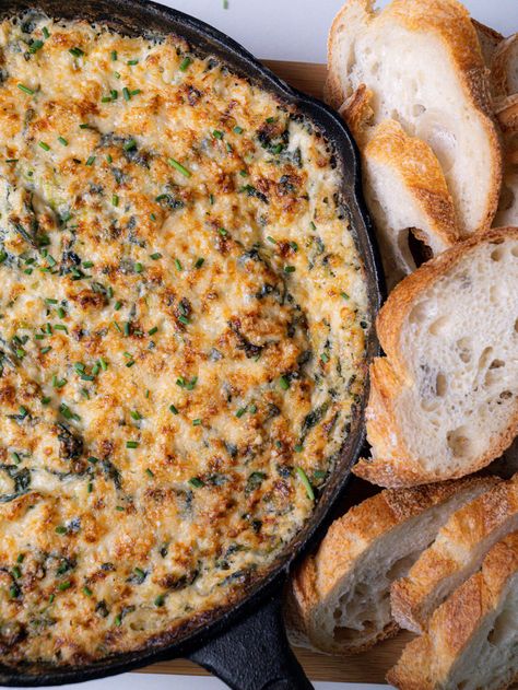 Delaware Spinach and Artichoke Crab Dip | 12 Tomatoes Crab Spinach Artichoke Dip Crockpot, Crab Spinach Artichoke Dip, Artichoke Crab Dip, Crab Dips, Crab Dip Appetizers, Warm Crab Dip, Dip Crockpot, Hot Artichoke Dip, Baked Dips