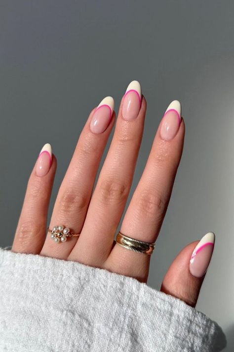 french tip nails Tip Nail Designs, Almond Nails Pink, Pink French Nails, Long Almond, French Tip Nail Designs, Summery Nails, Pink French, Modern French, Almond Acrylic Nails