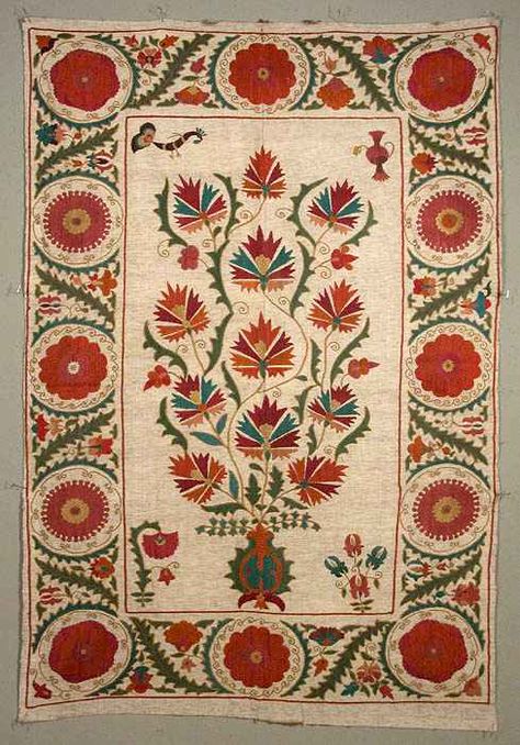 A Recent Tashkent Suzani Suzani Pattern, Modern Folk Embroidery, Suzani Rug, Suzani Embroidery, Turkish Textiles, Modern Folk, Mughal Art, Chain Stitch Embroidery, Folk Embroidery