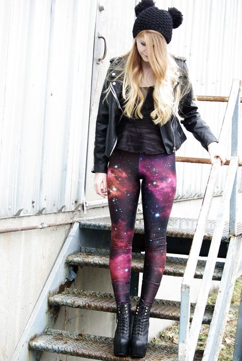 galaxy Galaxy Print Outfit, 2014 Galaxy Aesthetic, 2012 Tumblr Outfits, 2013 Aesthetic Outfits, Galaxy Print Clothes, Galaxy Leggings Outfit, 2014 Outfits Tumblr, Galaxy Tights, Pastel Goth Leggings