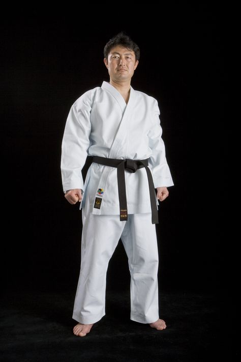 i would love to have a tokaido uniform! Karate Photos, Karate Gear, Karate White Belt, Shitoryu Karate, Martial Arts Gi, Judo Uniforms, Martial Art Uniform, Jiu Jitsu Kimono, Karate Uniform