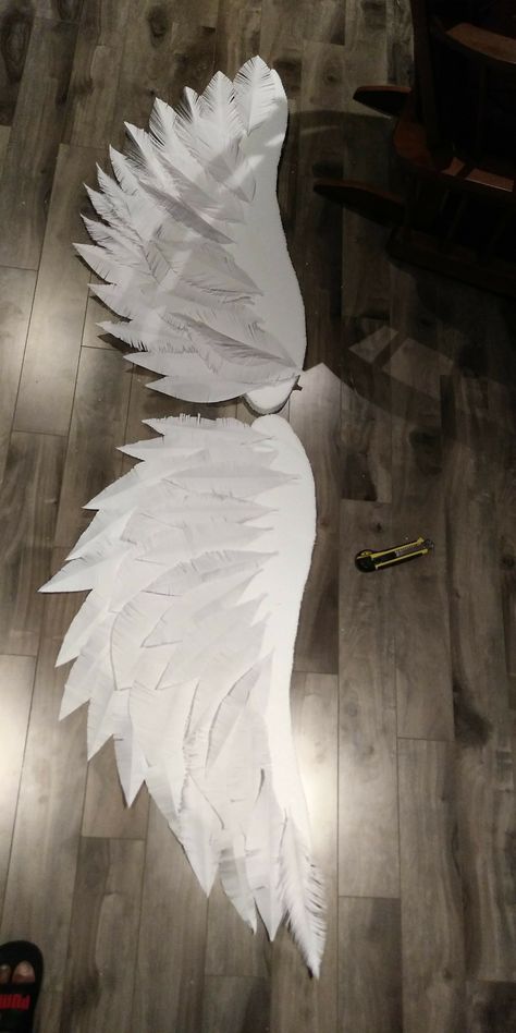 Swan Wings Costume, Paper Wings Diy, Diy Angle Wings, Diy Feather Wings, Diy Angel Wings Costume, Diy Angel Wings Easy, Paper Angel Wings, Angel Wings Easy, Make Angel Wings