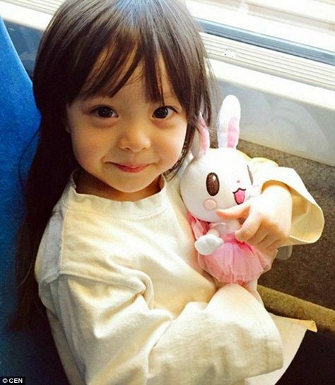 @Amandinhamandy Korean Kids, Korean Baby, Ulzzang Kids, Cute Asian Babies, Korean Babies, Asian Kids, Asian Babies, Pre Debut, Baby Fever