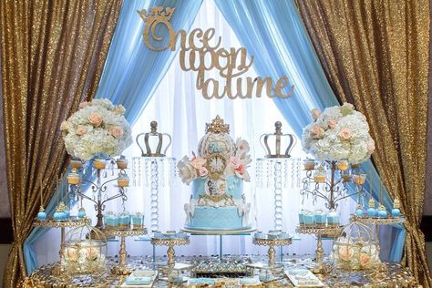 Sweet 16 Cinderella Theme, Cinderella Bridal Shower, Cinderella Quinceanera Themes, Cinderella Wedding Theme, Cinderella Sweet 16, Cinderella Quinceanera, Sweet 15 Party Ideas Quinceanera, Sweet 15 Party Ideas, Cinderella Theme