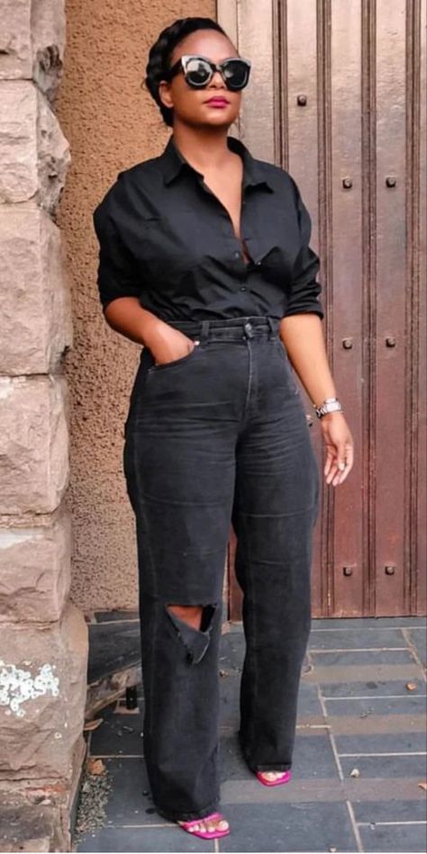 Black Women Curvy Style, Cute Outfits For Bar, Cute 30 Year Old Outfits, Dresses For Business Casual, Tyra Banks Casual Outfits, Work Sporty Outfit, Style For Black Women Fashion, Stylish Casual Outfits Black Women, 40 Outfits Over 40 Chic Summer