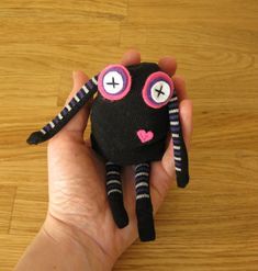 Sock Monsters, Sock Creatures, Sock Monster, Monster Crafts, Cardboard Toys, Sock Doll, Sock Dolls, Sock Toys, Sock Crafts