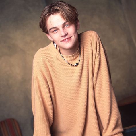 Leonardo Dicaprio Romeo, Leonardo Dicaprio Movies, Leonardo Dicaprio Photos, Leonardo Dicaprio 90s, Johnny D, Young Leonardo Dicaprio, 90s Men, Aesthetic 90s, Leo Dicaprio