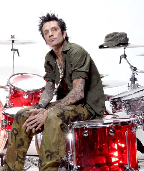 2008 Photoshoot with Neil Zlozower Tommy Lee Motley Crue, Motley Crüe, Outfit Png, Tommy Lee, Motley Crue, Mötley Crüe, Rock N, Outfits Aesthetic, Festival Outfits