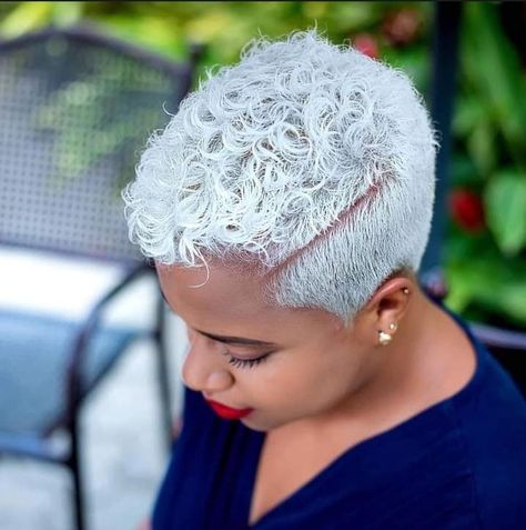 Natural Grey Hair Transition, Dark Hair Going Gray, Shaved Hairstyles For Black Women, White Hair Beauty, Short Platinum Hair, Best Short Haircuts For Women, Short Platinum Blonde Hair, Shaved Hairstyles, Short Hair Designs