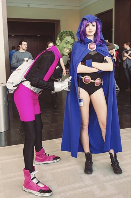 My cousin and I as Beast Boy and Raven - Anime Boston 2014 Beast Boy Costume, Beast Boy And Raven, Raven Costume, Cute Couples Costumes, Raven Cosplay, Halloween Coustumes, Couples Halloween Outfits, Cute Couple Halloween Costumes, Halloween Costume Outfits